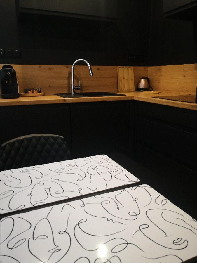 Studio Moderne, Place Parking Prive, Emplacement Ideal A 100 M Du Lac. Анси Екстериор снимка