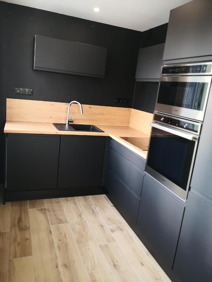 Studio Moderne, Place Parking Prive, Emplacement Ideal A 100 M Du Lac. Анси Екстериор снимка